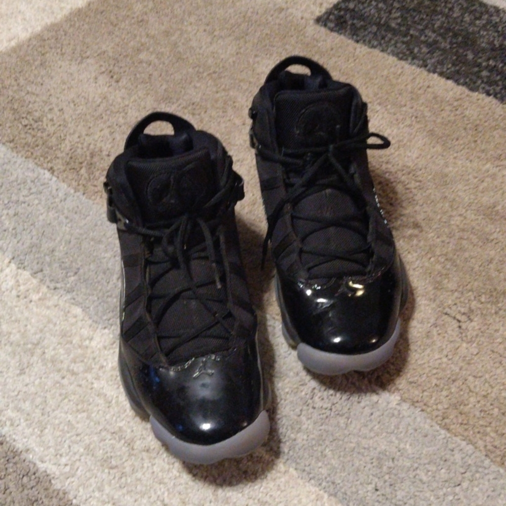 ****SOLD**** Men's size 13 Air Jordan 6 black n Gray
